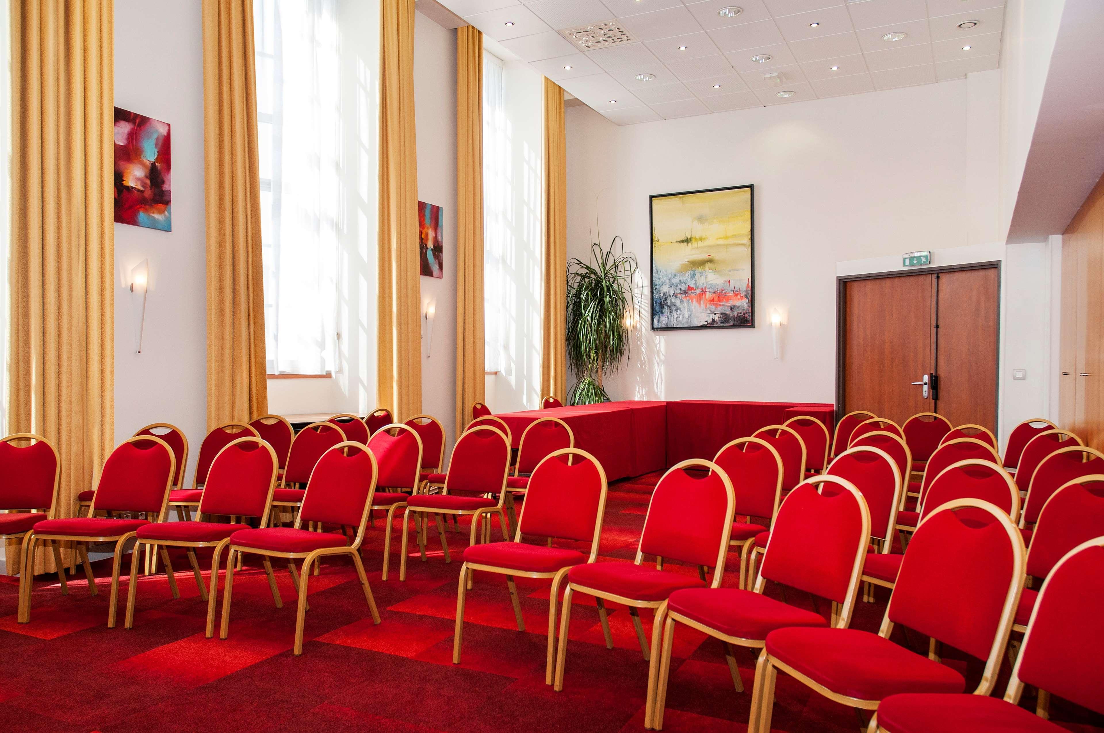 Best Western Plus Hotel Colbert Chateauroux Luaran gambar